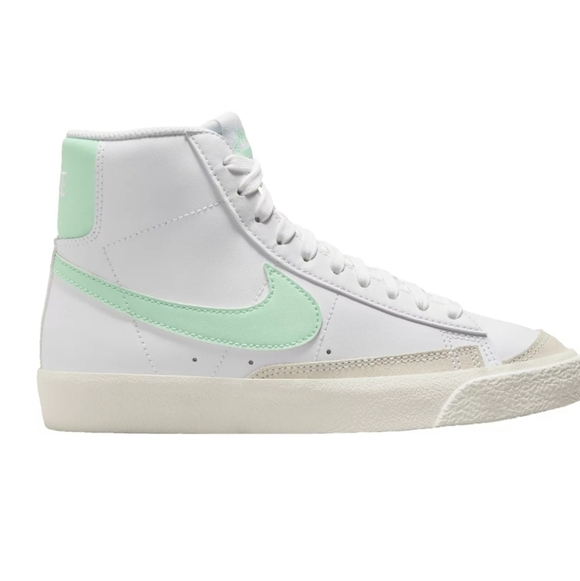 Nike Kids Sneakers - White and Mint - Picture 2 of 7